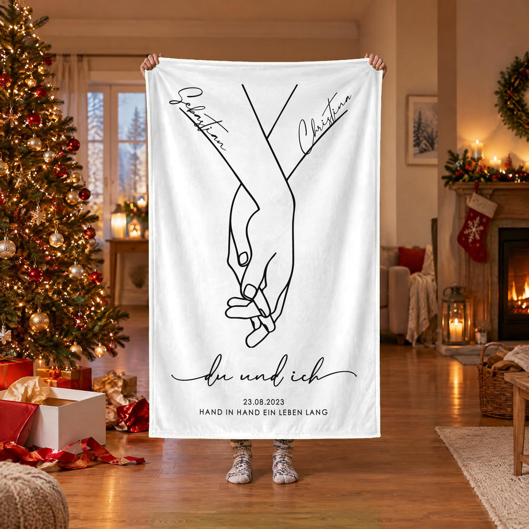 Hand in Hand – Personalisierte Decke mit Namen – Decke Weihnachten Auspacken hoch