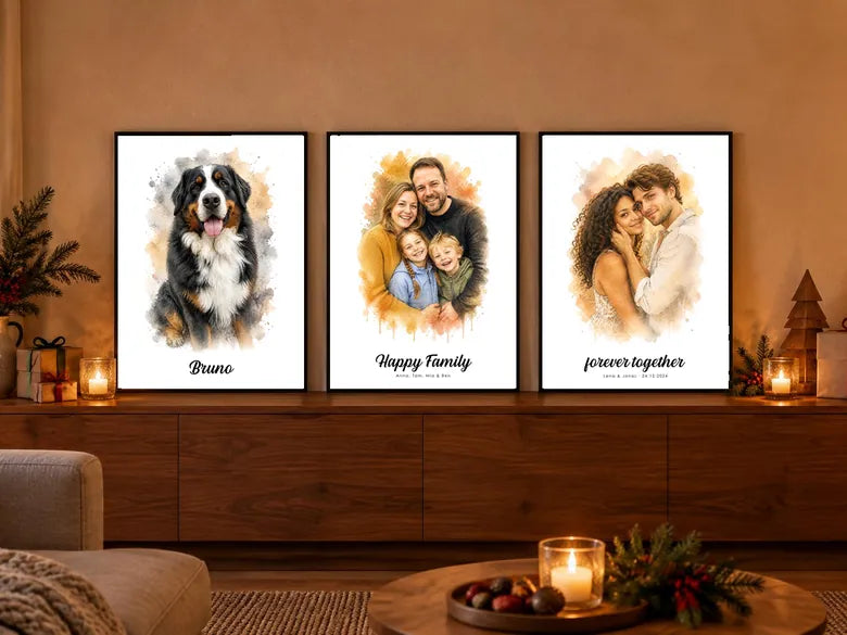 Drei personalisierte Aquarell-Poster in einer Weihnachtsstube